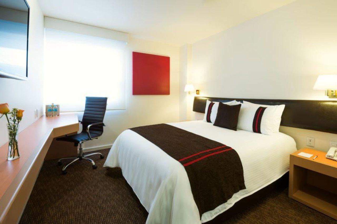 Hotel Mision Express Querétaro Extérieur photo