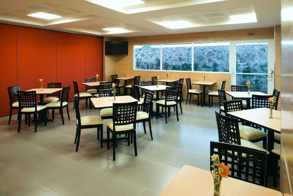 Hotel Mision Express Querétaro Extérieur photo
