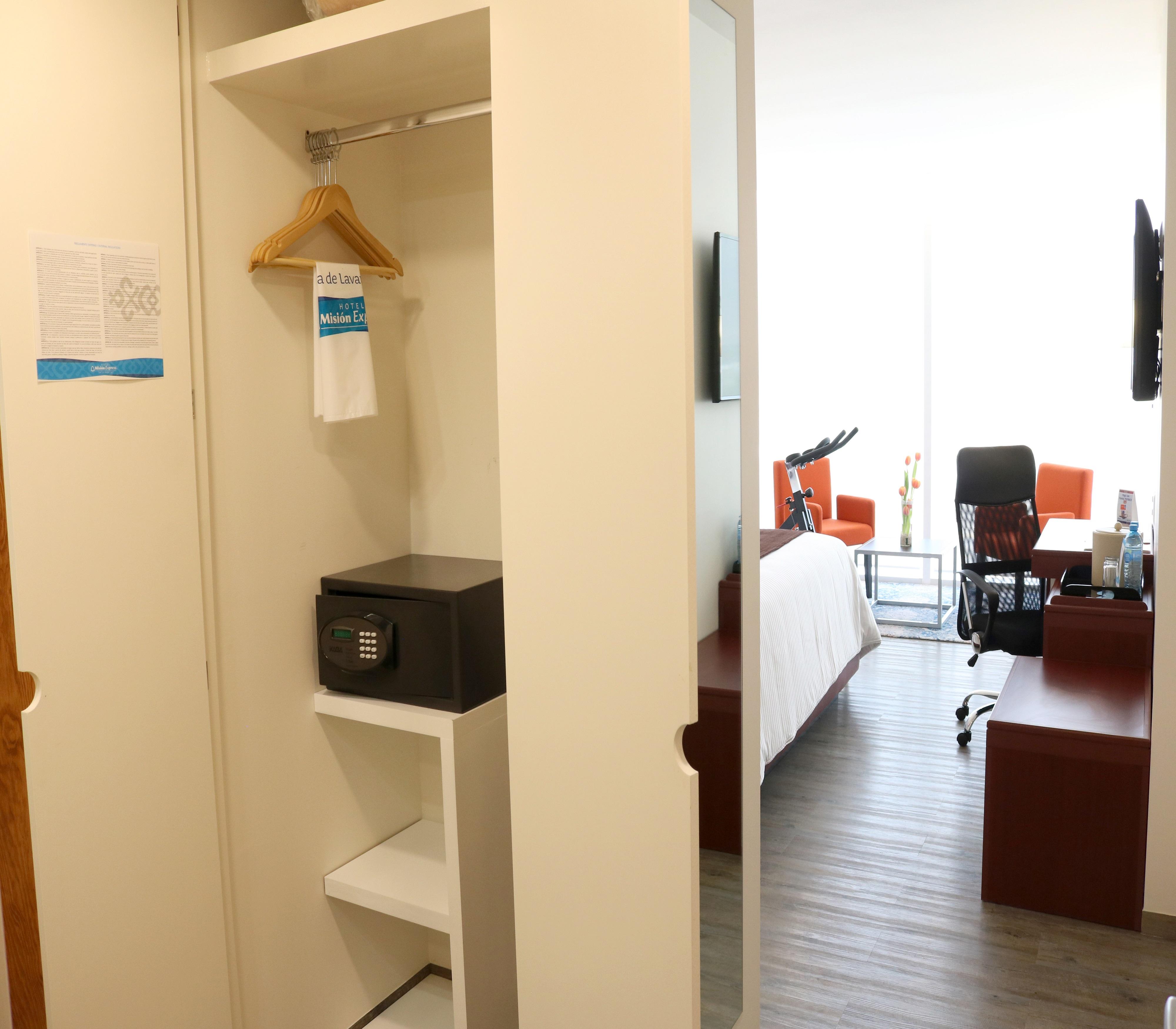 Hotel Mision Express Querétaro Extérieur photo