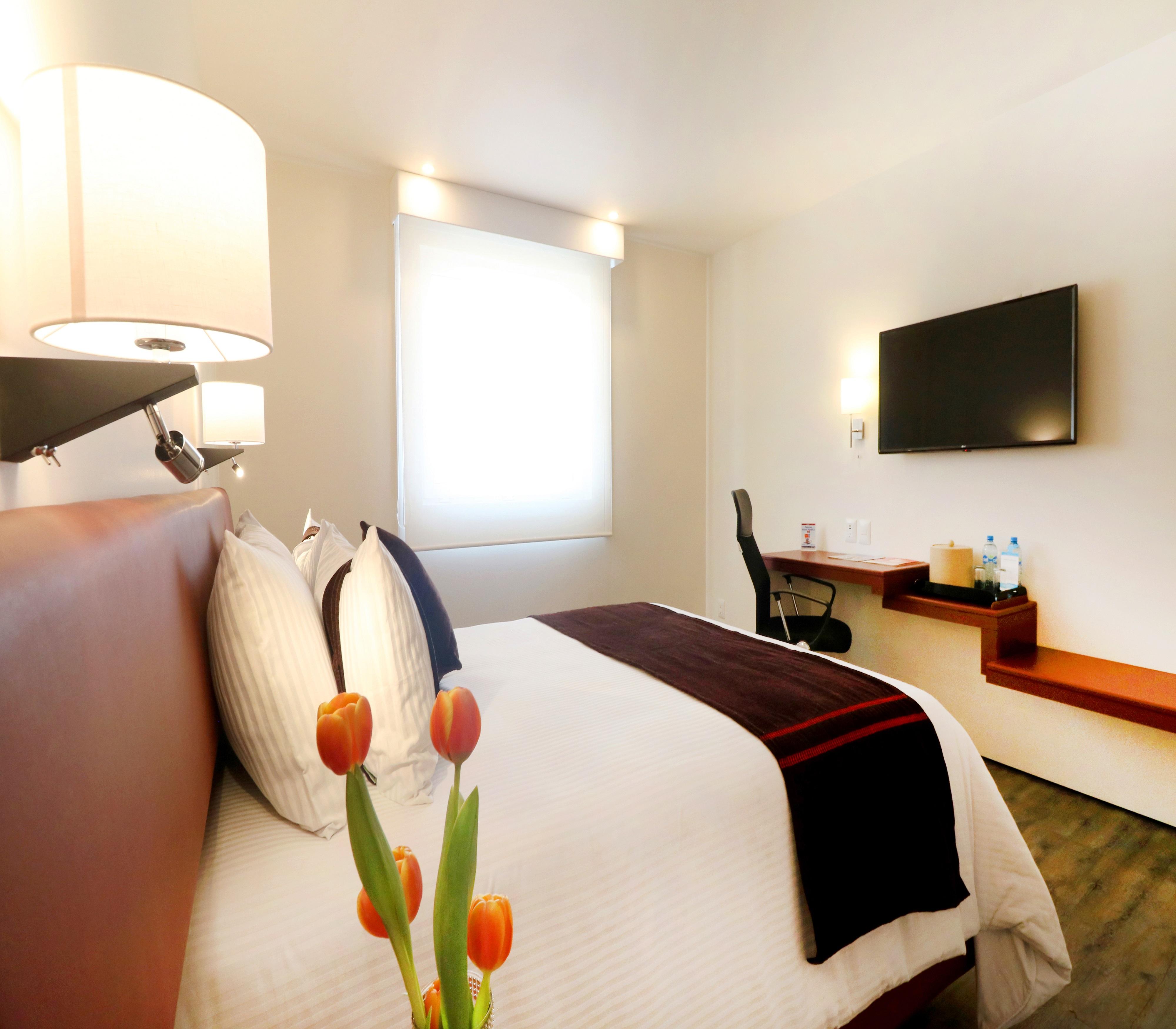 Hotel Mision Express Querétaro Extérieur photo