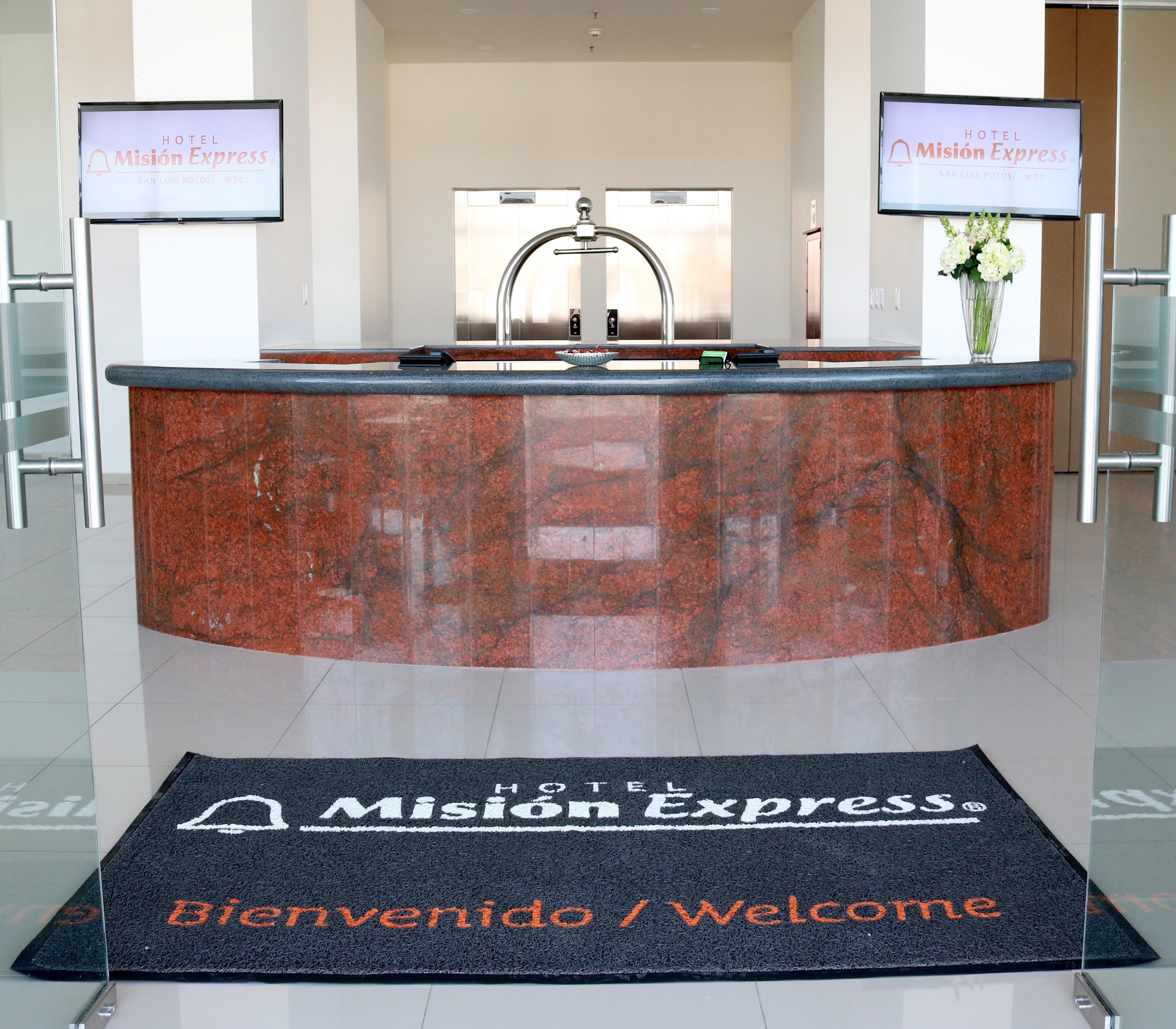 Hotel Mision Express Querétaro Extérieur photo