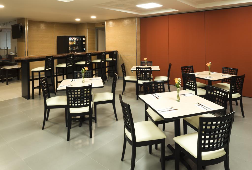 Hotel Mision Express Querétaro Extérieur photo