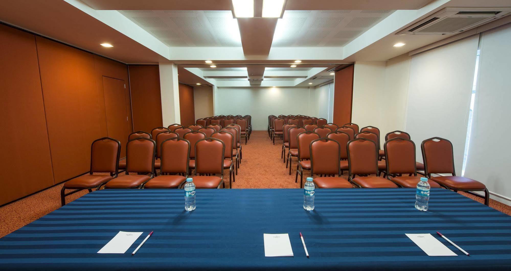 Hotel Mision Express Querétaro Extérieur photo