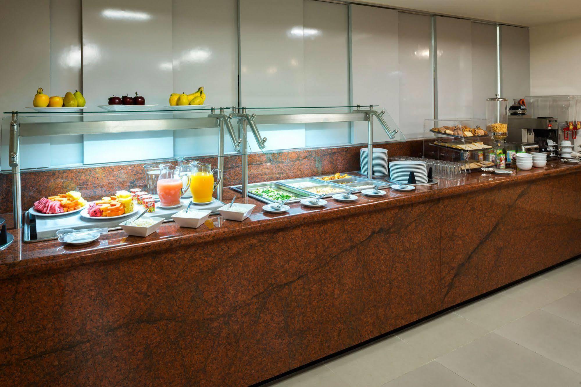 Hotel Mision Express Querétaro Extérieur photo